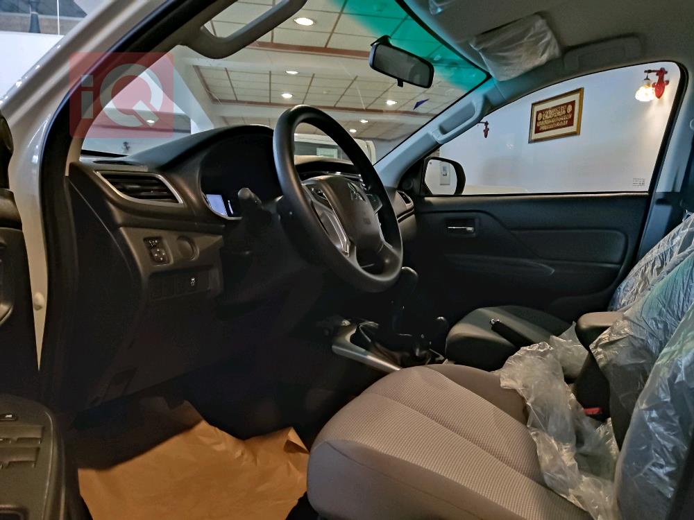 میتسوبیشی L200